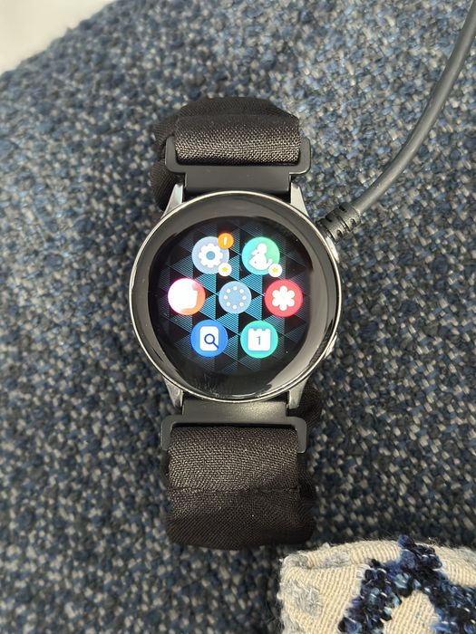 Дамски смарт часовник