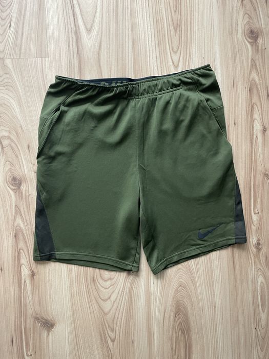 NIKE / мъжки спортен къс панталон S