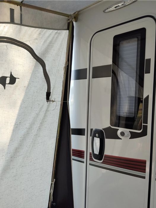 Универсален форселт за ниски кемпери и каравани