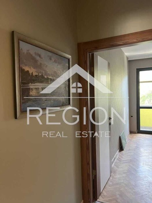 Дава се под наем Двустаен апартамент в Варна, Център - 65 кв.м за 612 € - Снимка #7