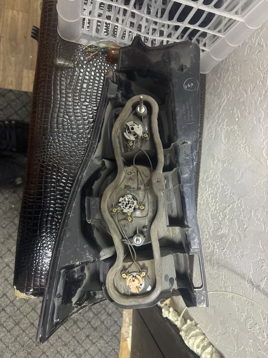 Продам Задний фонарь 4runner