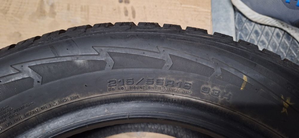 7.8mm! 215 55 16 Goodyear ultragrip performance