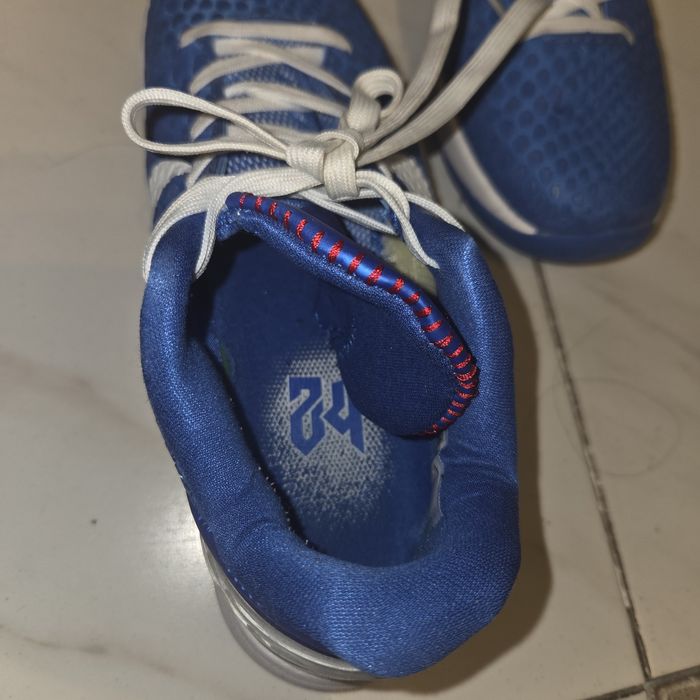 Кроссовки баскетбольные