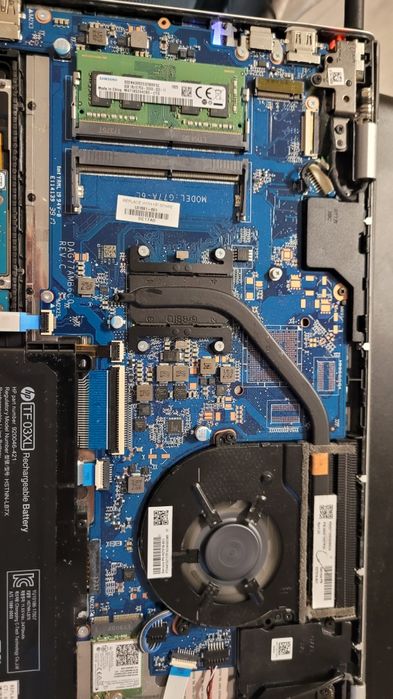 Compo nente HP Pavilion 15-ck050nz i5 8250u 8th Gen