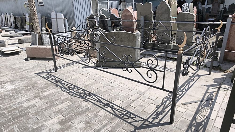 Изготовление ритуальных оградок