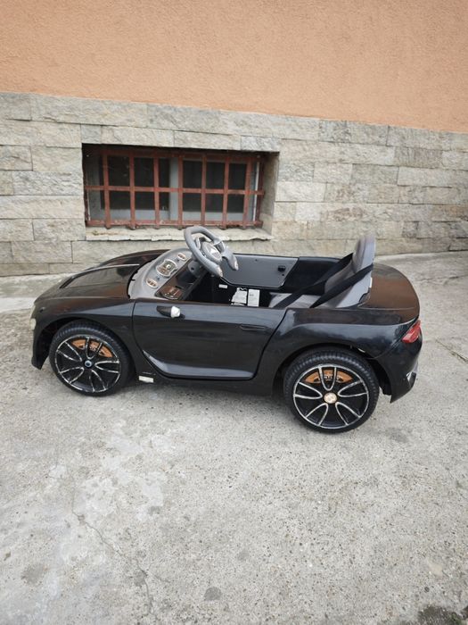 Акумулаторна кола Bentley EXP12 черна