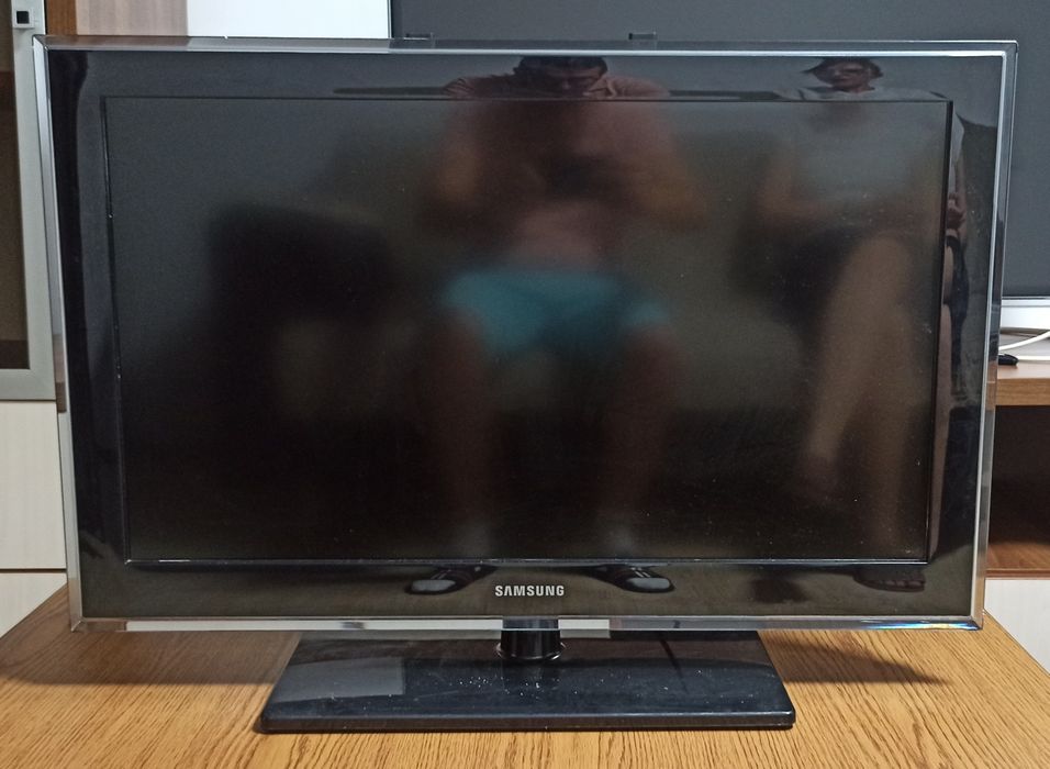 Televizor LED 32” Samsung Full HD LED32D550 in stare foarte buna