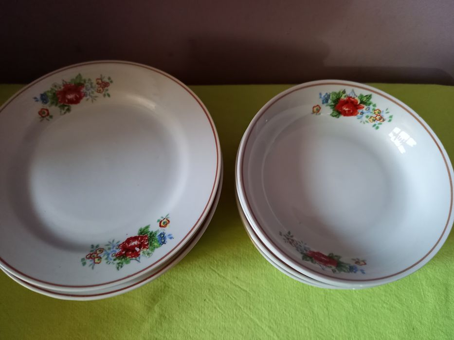 Vând Set Farfuri 11 Piese