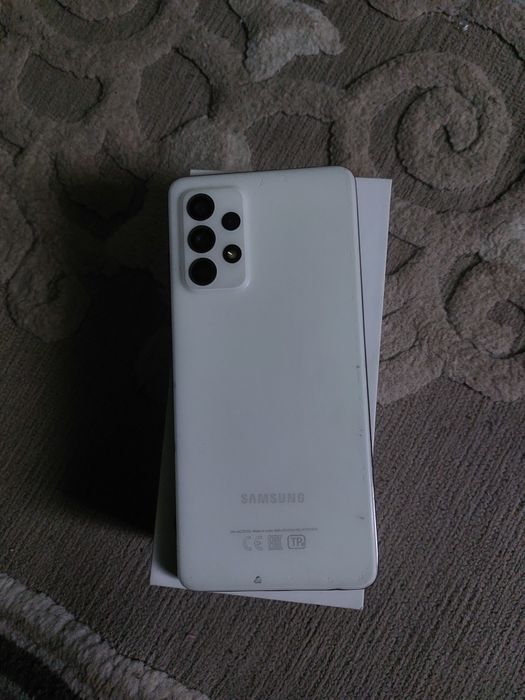 Продам самсунг а 52