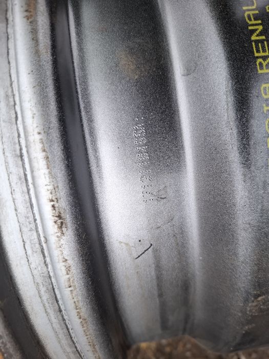 Vand 4 jante R 15 dacia logan van de greutate bune fara defecte