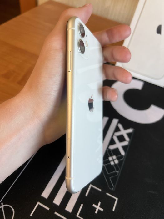 iPhone 11 128GB 100% акб