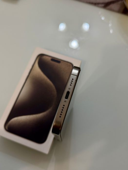 iPhone 15 Pro max 1000 GB - Natural Titanium