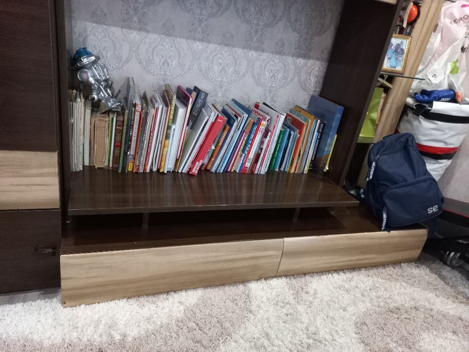 Стенка под телевизор