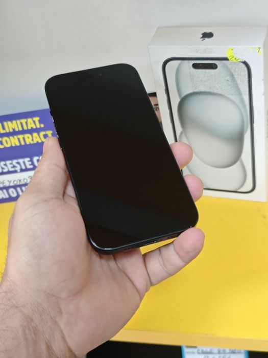 iPhone 15 128 88% bateria