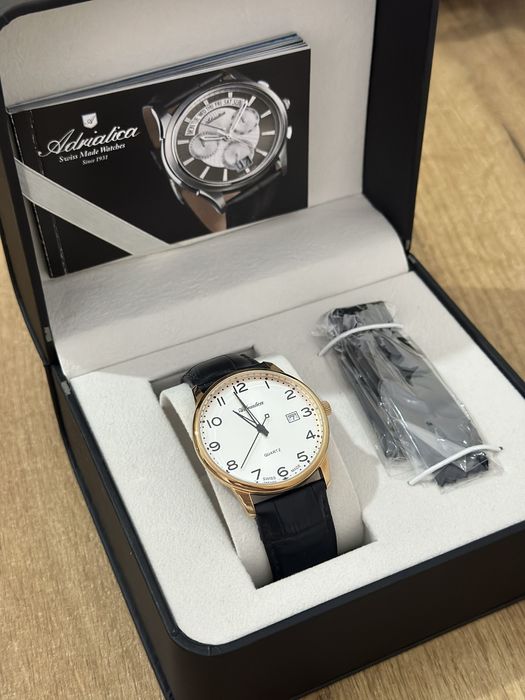 Швейцарские часы Adriatica