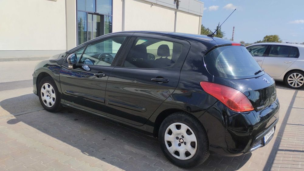 Peugeot 308 1.6 продава се