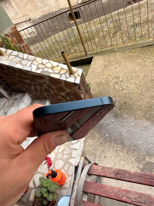 Iphone 13 запазен