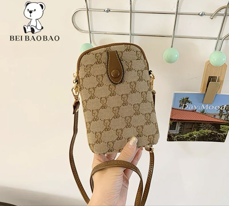 Мини-сумка с мишками через плечо