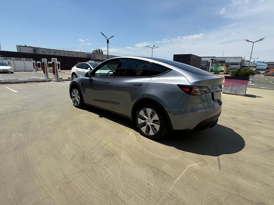 Tesla Model Y Primul propietar, full istoric, Fabricata in Germania.
