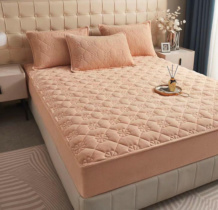 Huse topper de pat și 2 fete de perna