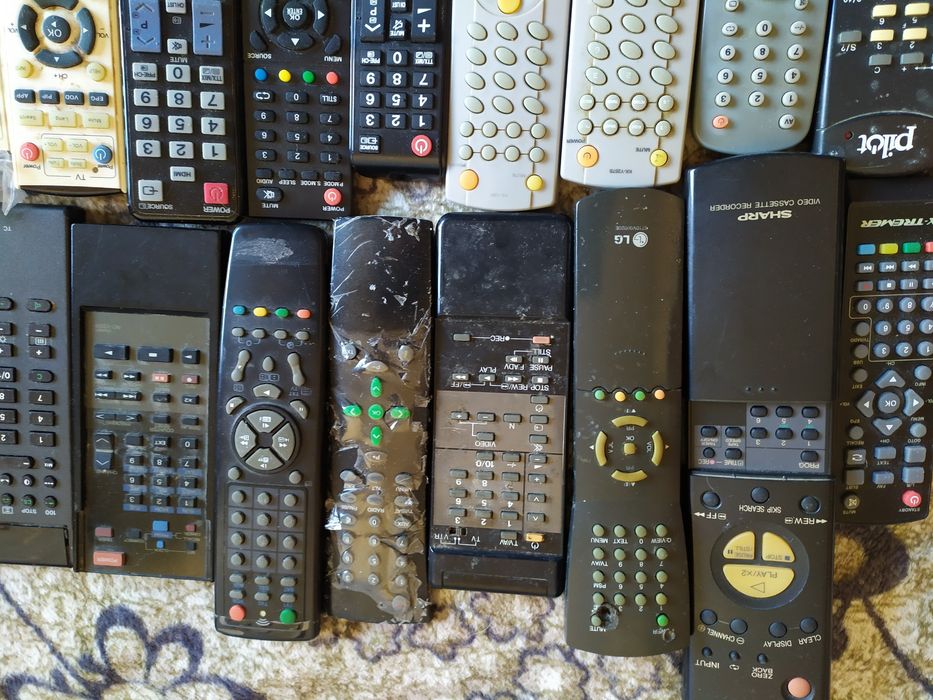 Дистанционни за DVD TV audiо