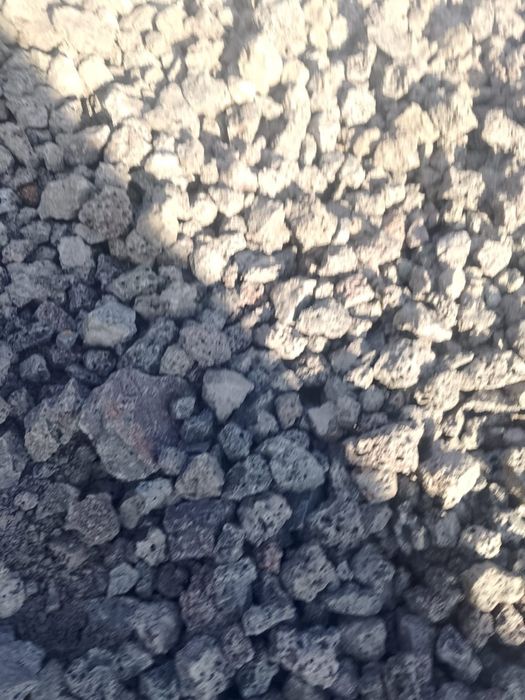 Продам щебень АЗФ и Белогорка