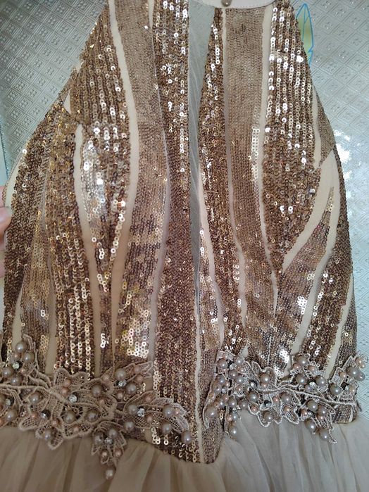 Официална дамска рокля