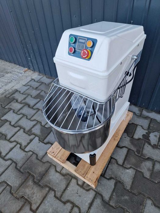 Malaxor aluat cu spirală cap fix, 20 litri, 2 viteze