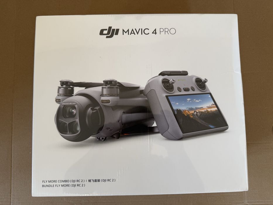 DJI Mavic 4 Pro Drona 6K Fly More Combo (DJI RC 2)