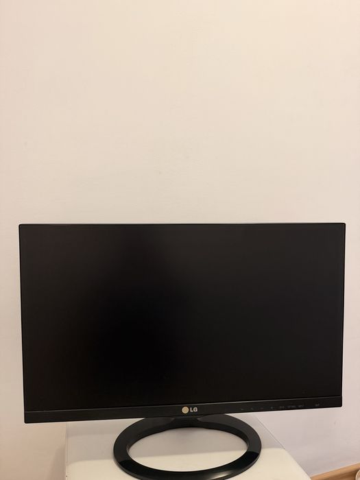 LG монитор/ телевизор