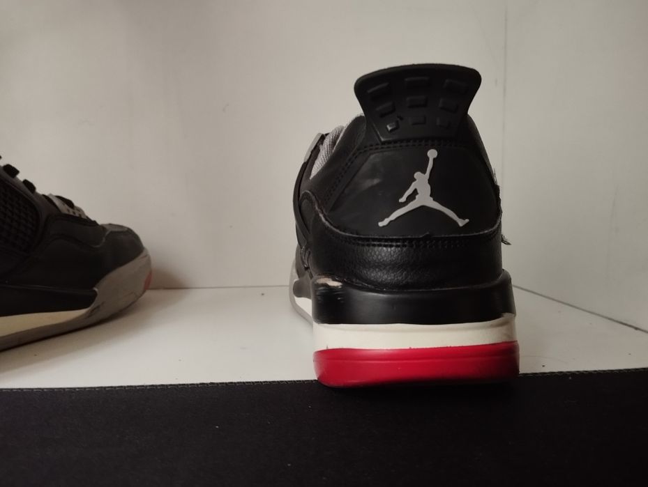 Nike Air Jordan 4