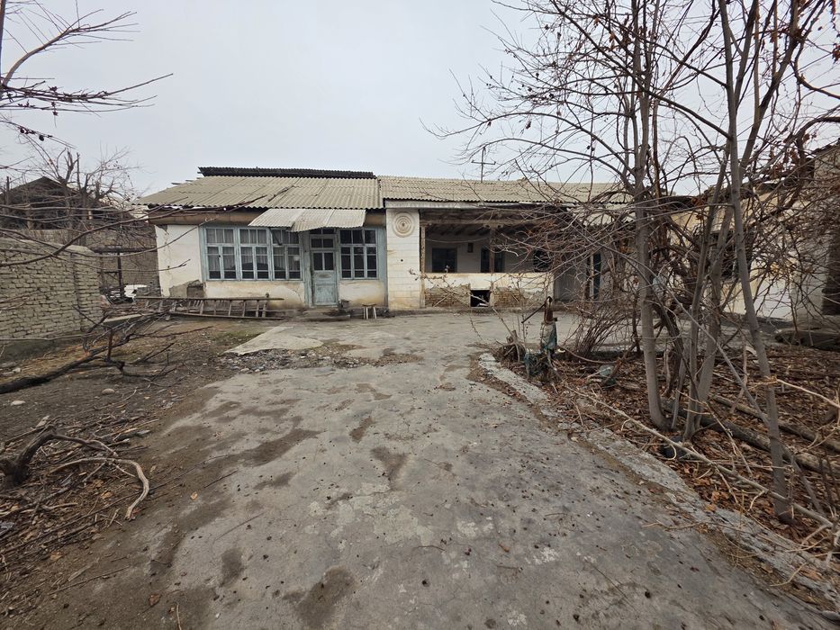 Беш болада 6 сотик эски ховли сотилади