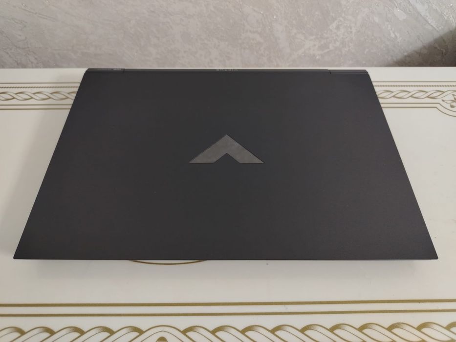 Ноутбук   HP VICTUS 15