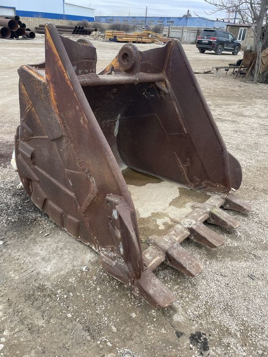 Ковш бульдозер тяжелый тонн