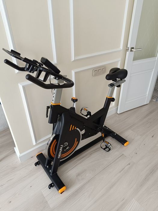 Велотренажёр Genau