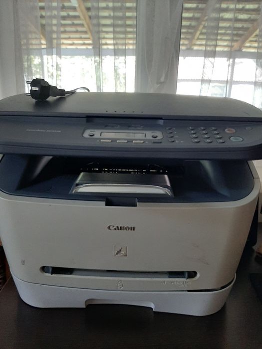 Продам принтер Canon MF3228