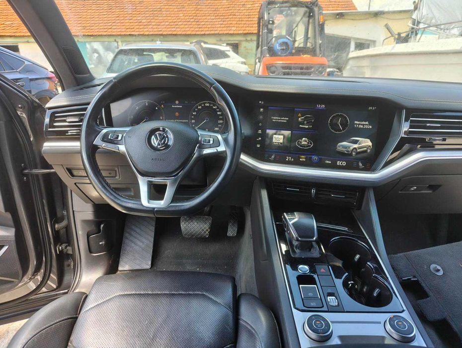VW Touareg VW Touareg 3.0TDI/R-LINE/
