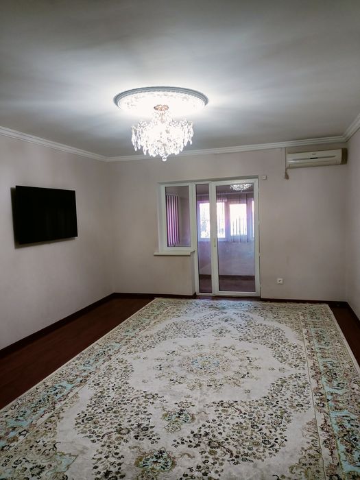 Продам коттедж в центре ( 12 микр)