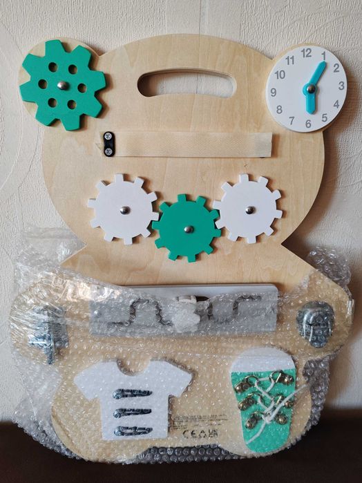 Нов дървен бизи борд Мече