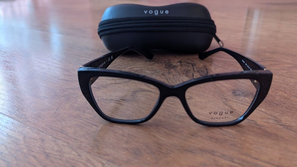 Диоптрични рамки за очила Vogue 2бр
