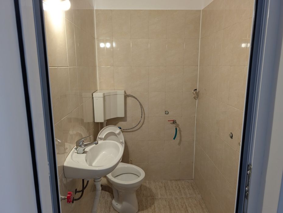 Дава се под наем  в Асеновград - 28 кв.м за 199.41 € - Снимка #3