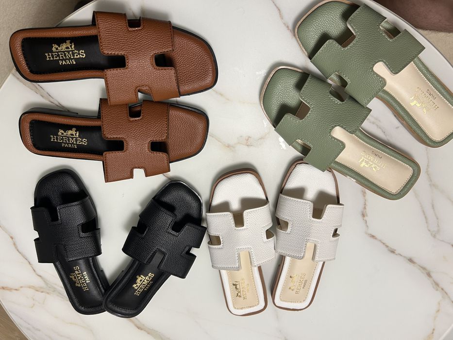 Vand Papuci Slapi Hermes din piele marimea 36 37 38 39 40