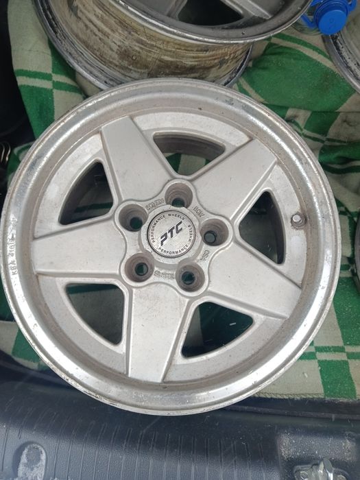 Продам оригинальные диски.