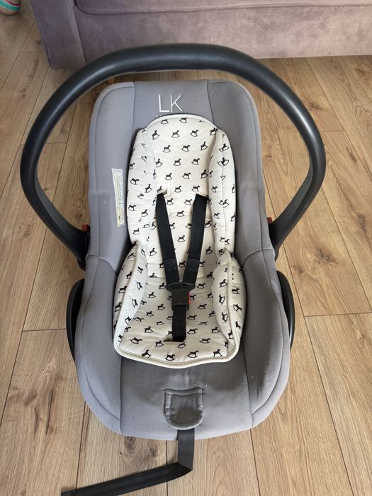 Продам б/у автокресло Leader Kids