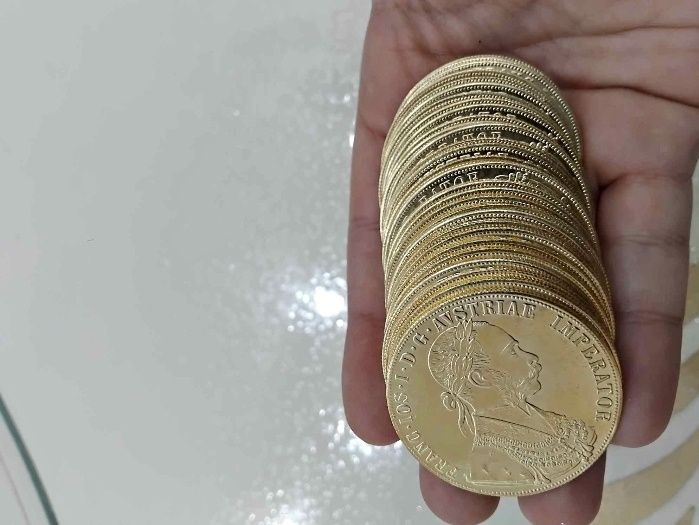 Vând monede placate cu aur de 24k Frank Iosif 4 ducat 1915 1la1