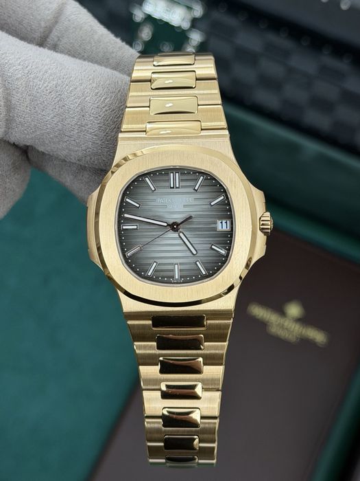Patek Philippe Nautilus 5711 Everose Gold