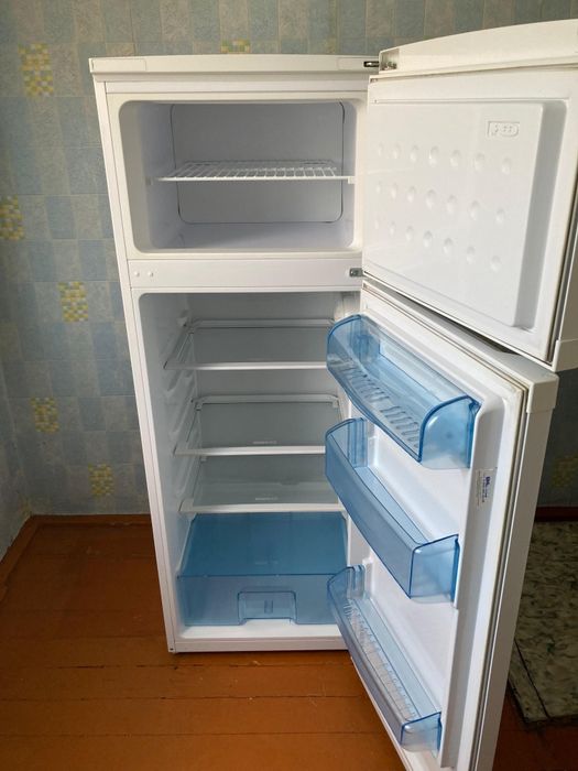 Холодильник beko