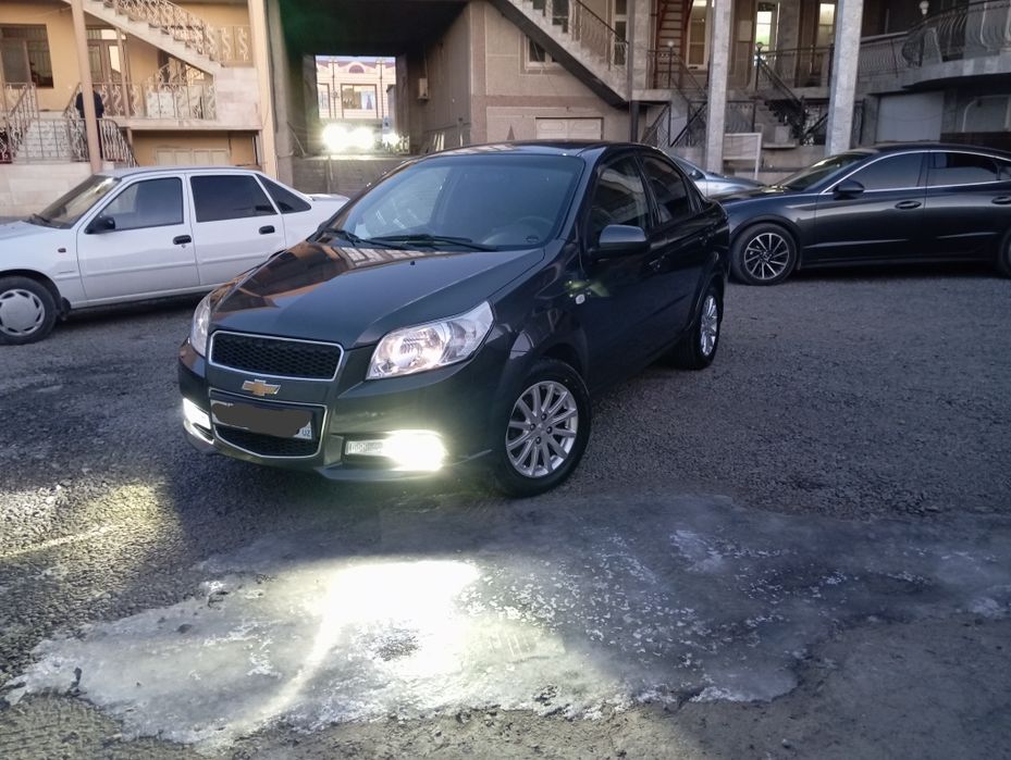 Nexia 3  mexanika 2019 moshina 100% toza kraska.