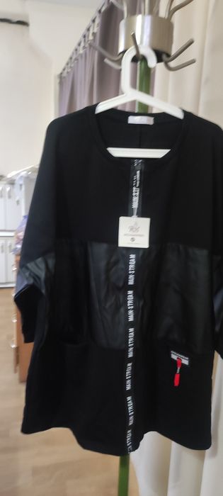 Продам женские платья