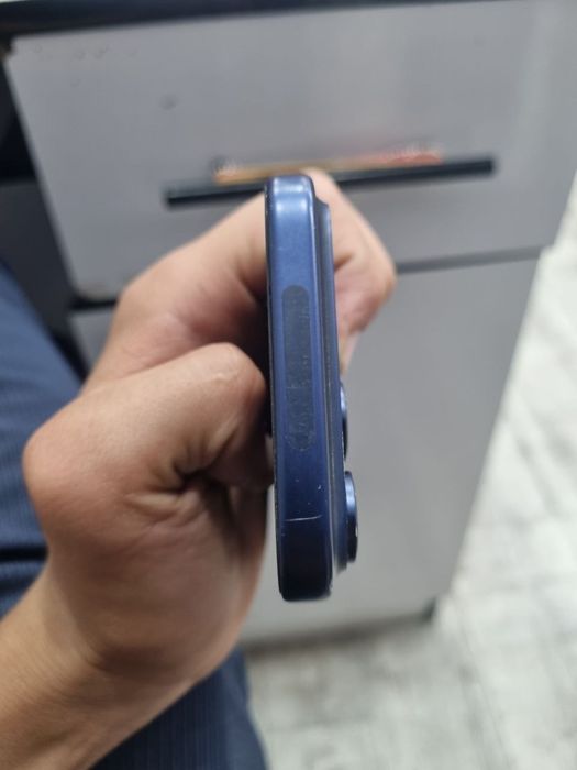 17 pro max imeika otmagan yana rasmda ayblari
